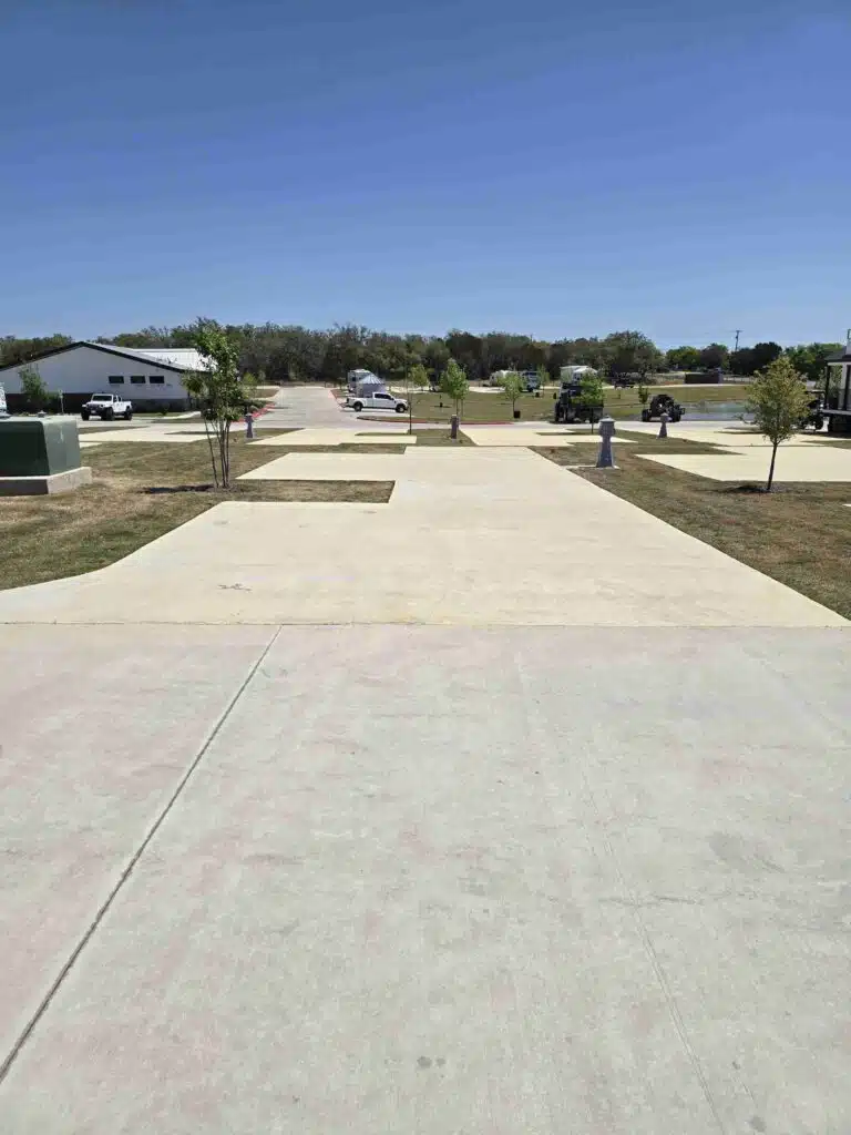 LHTX RV Resort - Liberty Hill, Texas - glamping.directory