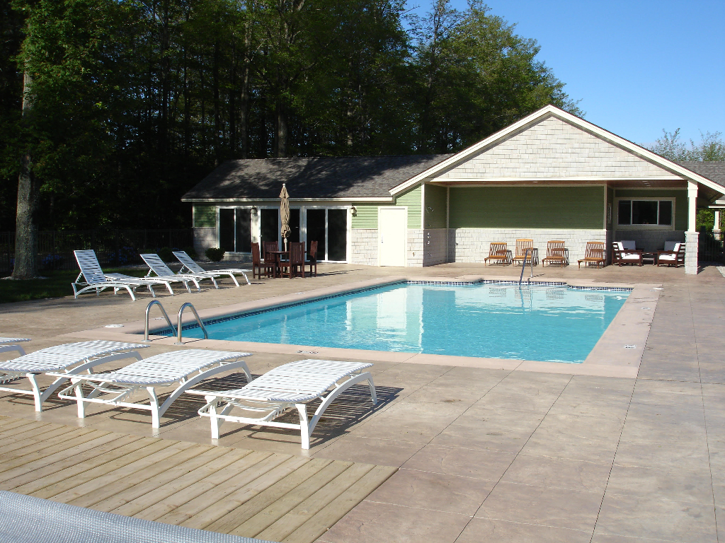 Indigo Bluffs RV Park & Resort - Empire, Michigan - glamping.directory