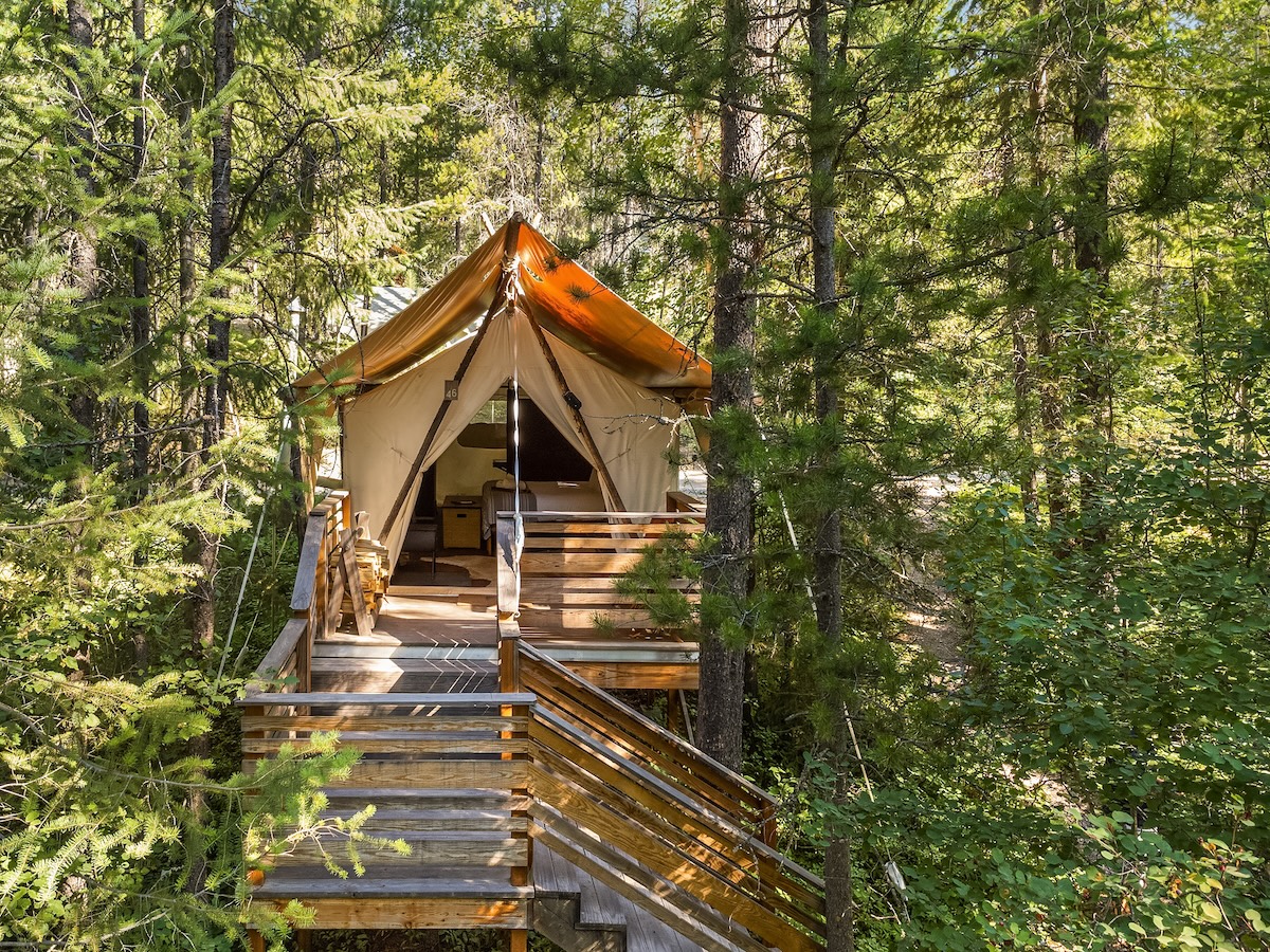 Under Canvas Glacier - Coram, Montana - glamping.directory
