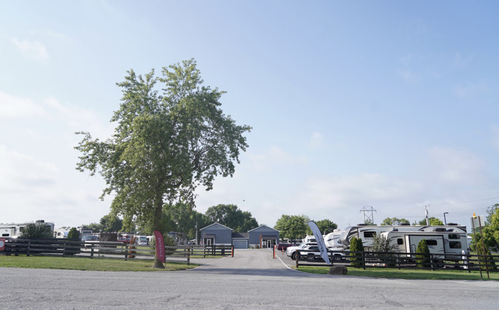 Lake Haven dba Kamp Indy - Indianapolis, Indiana - glamping.directory