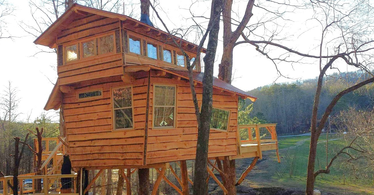 Blue Ridge TreeHouse at Bear Claw Vineyards - Blue Ridge, Georgia - glamping.directory