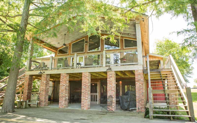 The Oxbow Lodge of Lake Bruin - St Joseph, Louisiana - glamping.directory