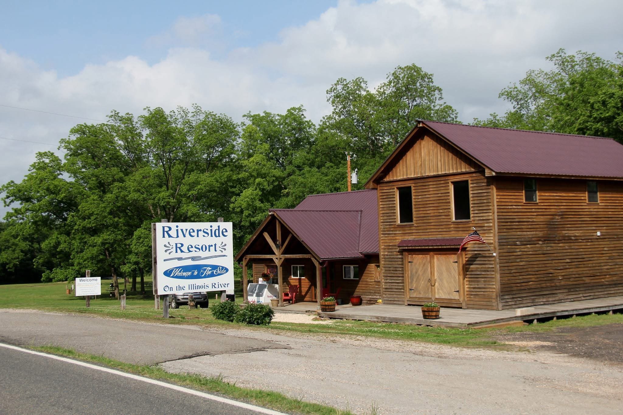 Riverside Resort - Tahlequah, Oklahoma - glamping.directory