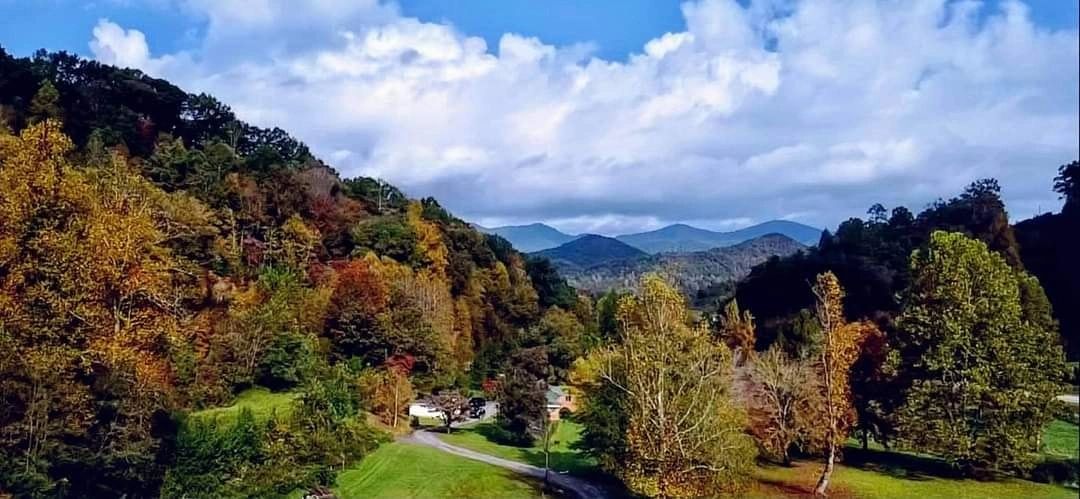 Bluebird Valley Campground and RV Park - Marble, North Carolina - glamping.directory