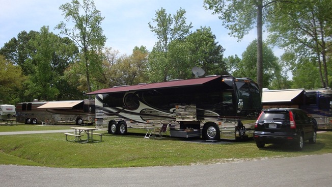 Oak Plantation Camp Ground - Johns Island, South Carolina - glamping.directory