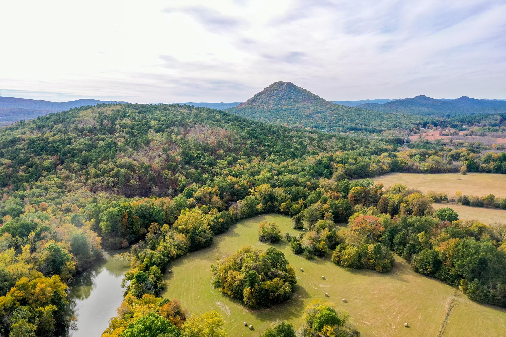 Pinnacle Mountain State Park - Little Rock, Arkansas - glamping.directory