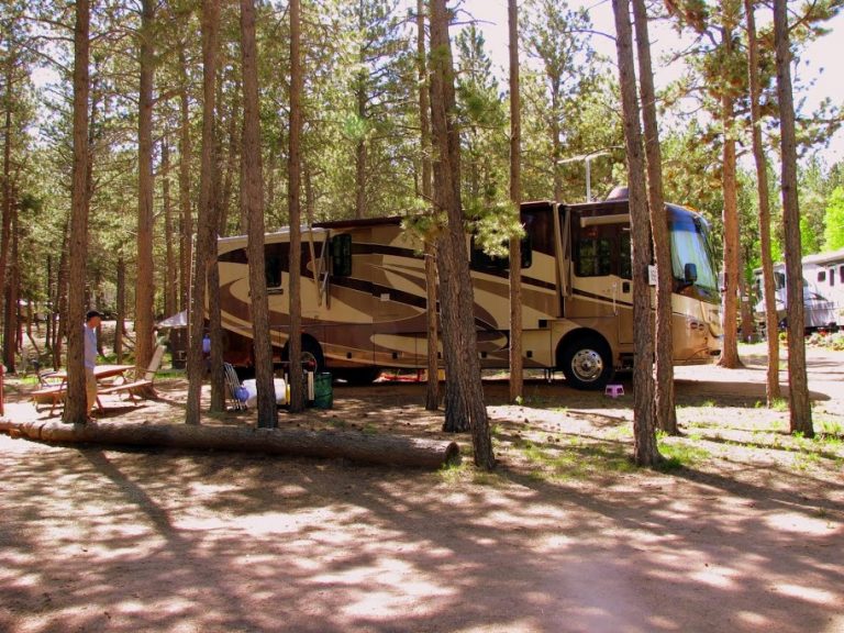 Diamond Campground Inc. - Woodland Park, Colorado - glamping.directory