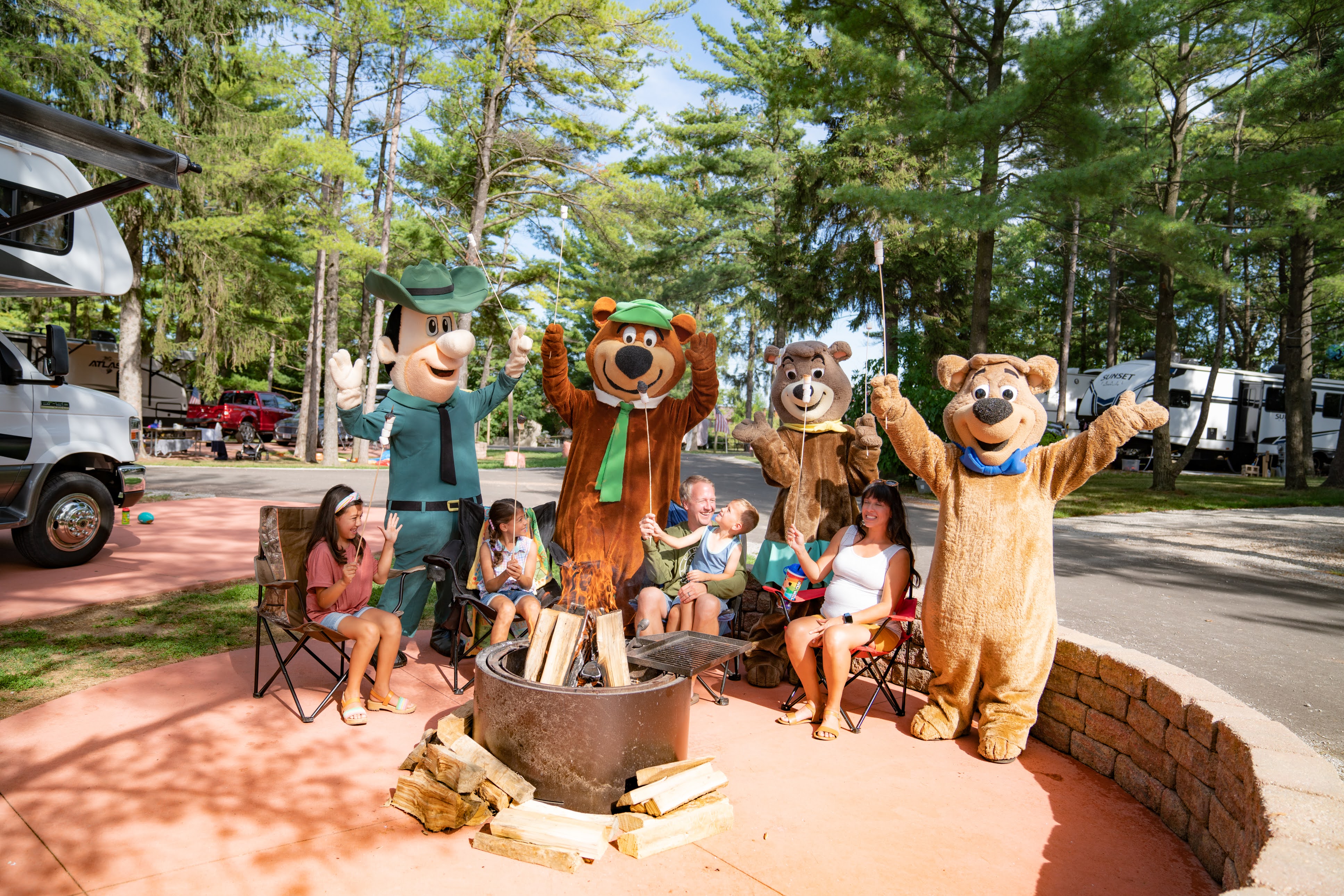 Jellystone Park™ Caledonia - Caledonia, Wisconsin - glamping.directory