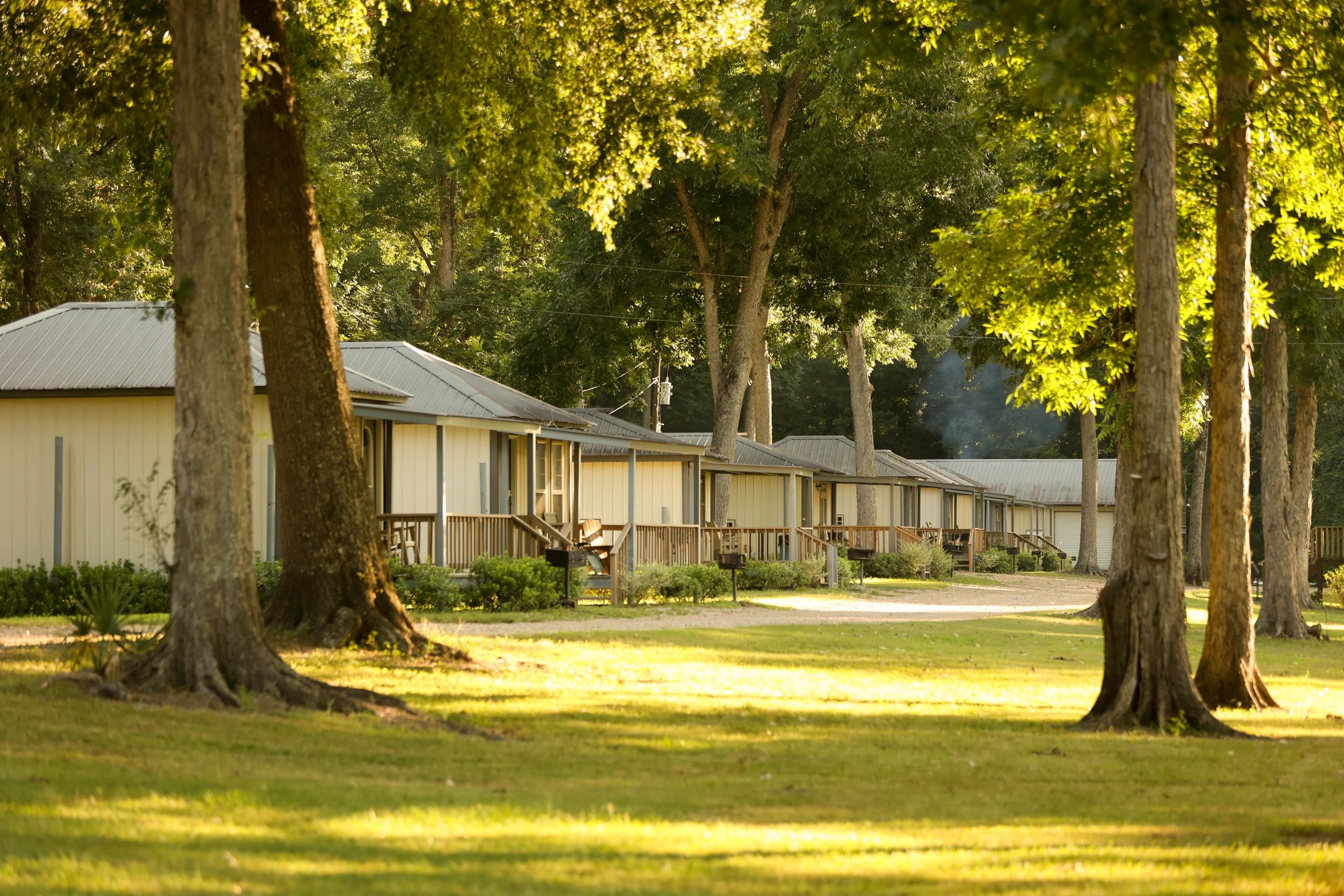 Uncle Buds Cabins - Jonesville, Louisiana - glamping.directory