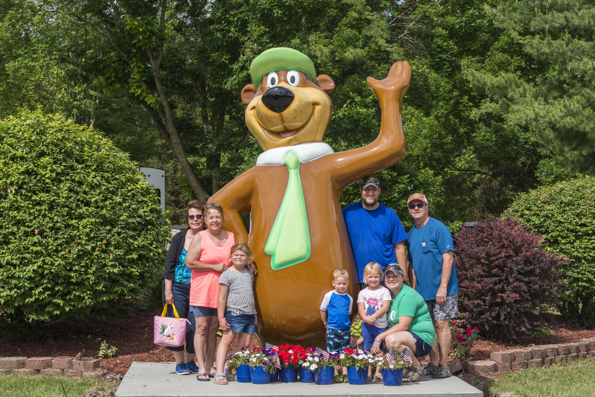 Jellystone Park Mark Twain Lake - Monroe City, Missouri - glamping.directory