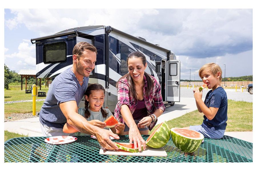 Love's RV Stop - Cordele, Georgia - glamping.directory