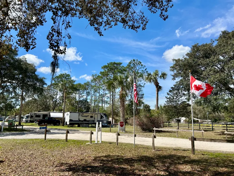 Whispering Pines RV Park - Silver Springs, Florida - glamping.directory