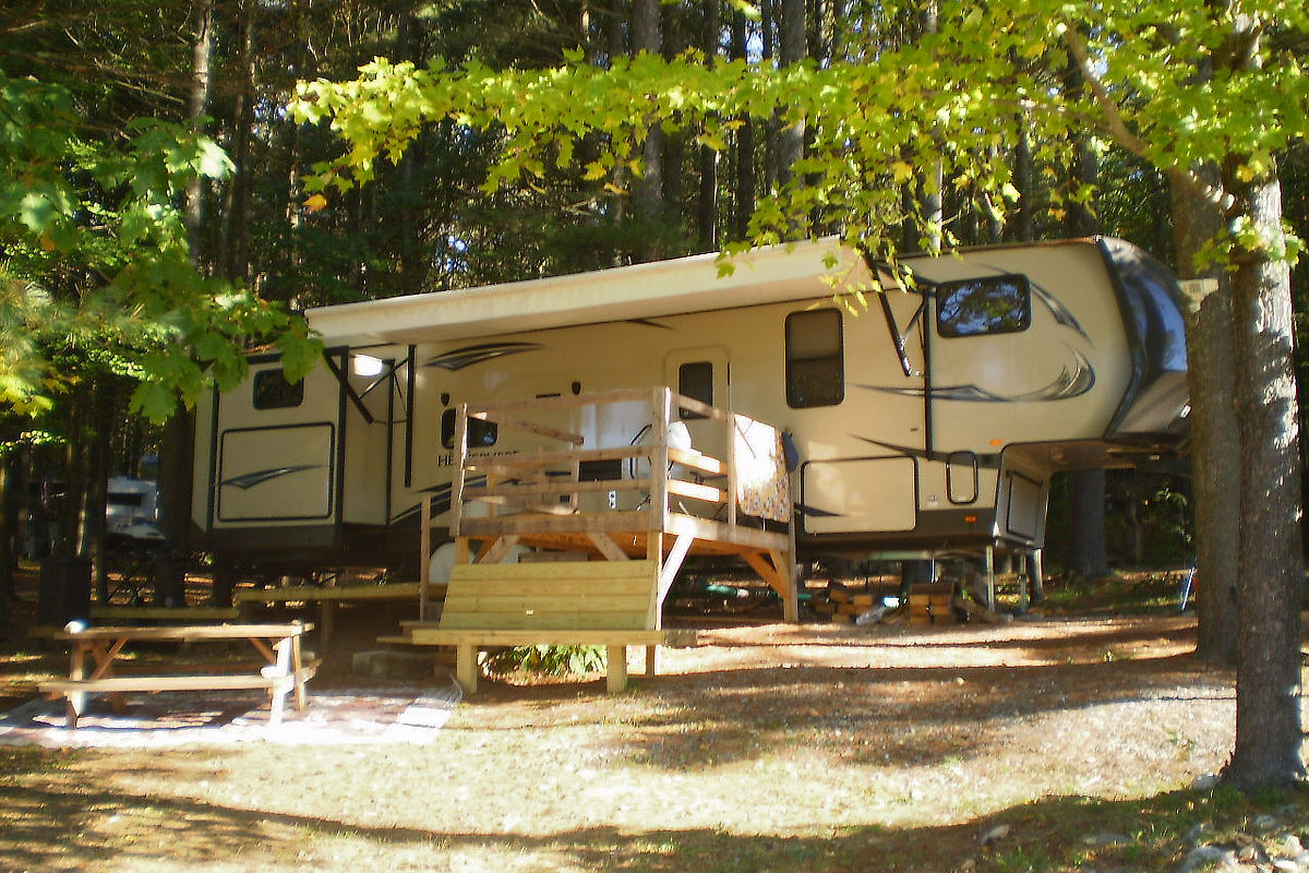 Caton Place Campground - Cavendish, Vermont - glamping.directory