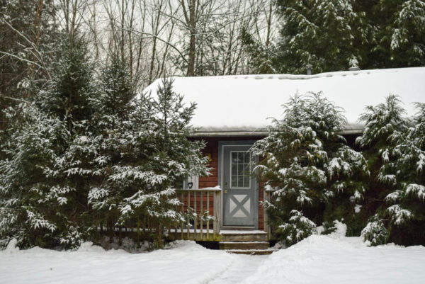 Stowe Cabins in the Woods - Waterbury Center, Vermont - glamping.directory
