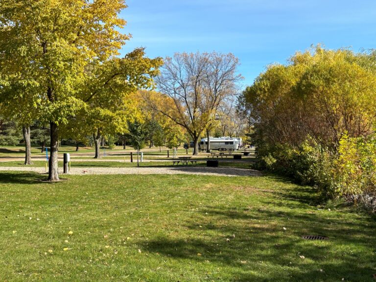 Masonic West River Campground - Hutchinson, Minnesota - glamping.directory