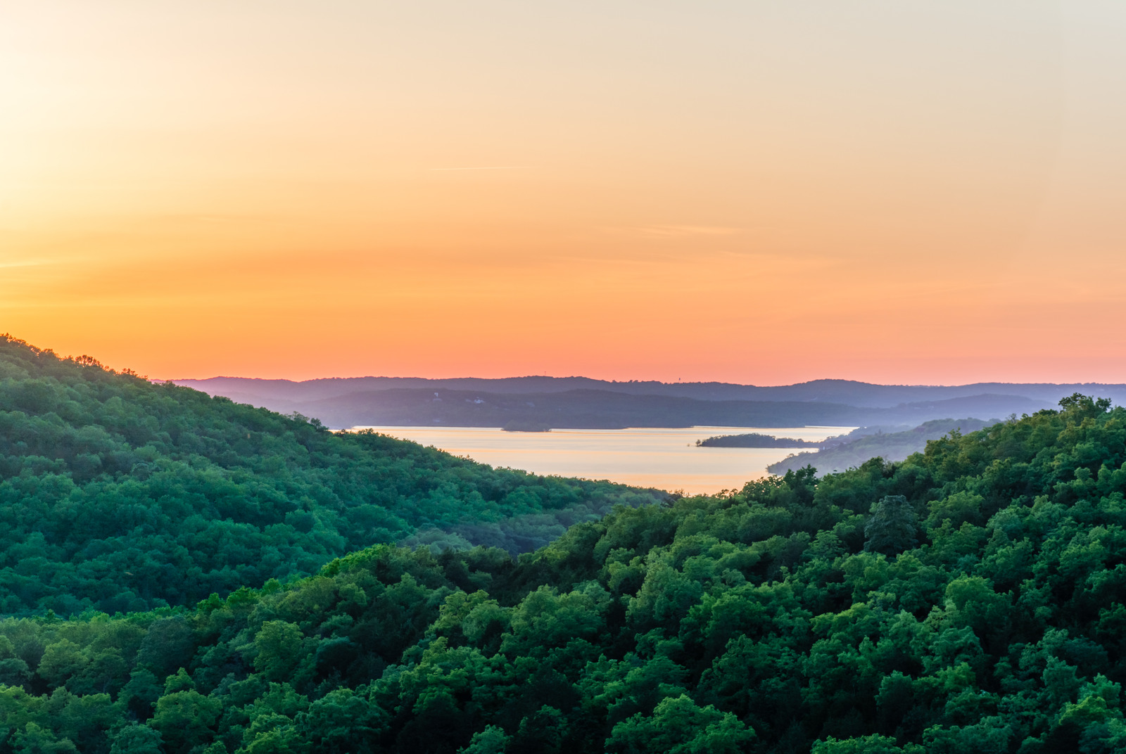 Black Oak RV Park - Lampe, Missouri - glamping.directory
