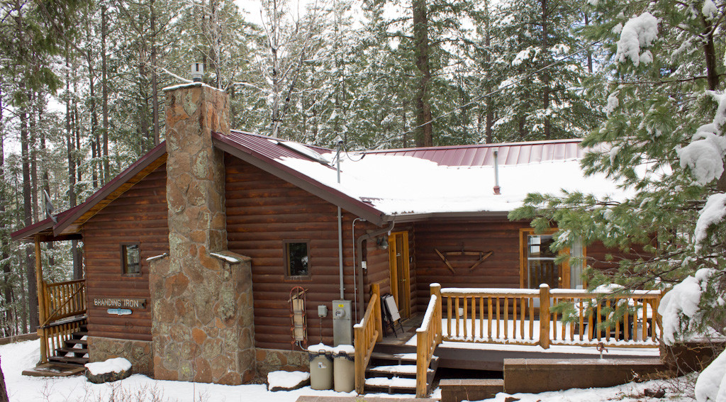 Little Colorado Cabins - Greer, Arizona - glamping.directory