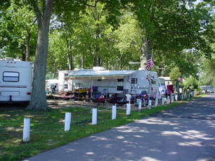 Monroe Bay Campground - Colonial Beach, Virginia - glamping.directory