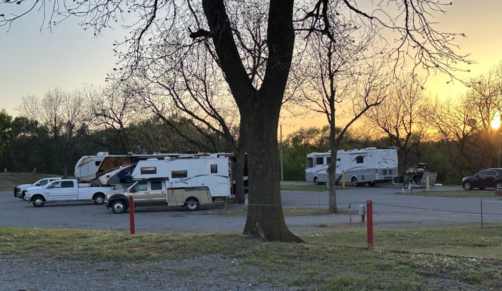 Atchley's Route 66 RV Park - Clinton, Oklahoma - glamping.directory