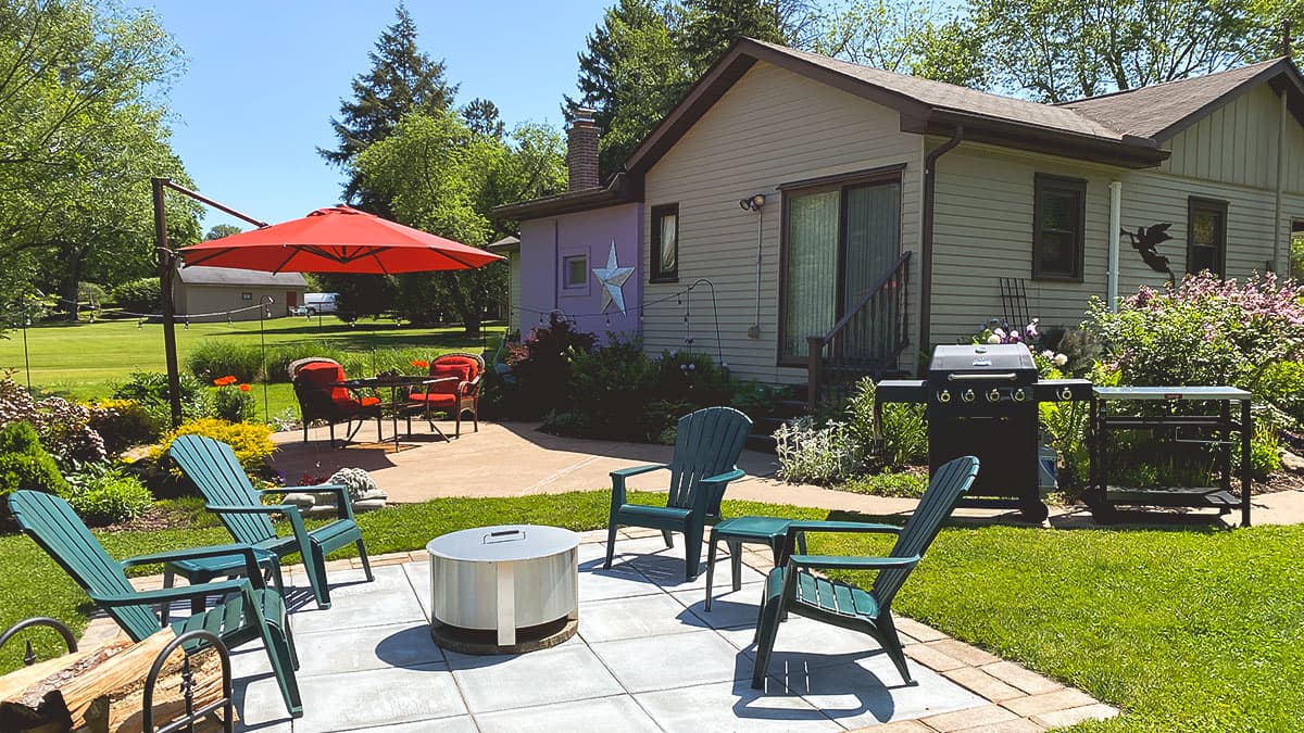 The Willow House Cottage Suite & Glamorous Camping - Latrobe, Pennsylvania - glamping.directory