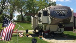 Crossroads RV Park - Mt Pleasant, Iowa - glamping.directory