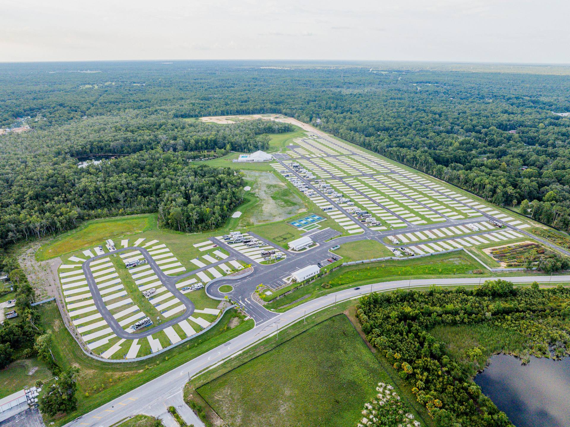 Sweet Citrus Acres RV Resort - Crystal River, Florida - glamping.directory