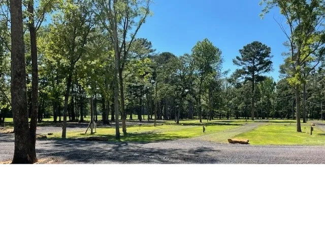 Country Living RV Park - Lake, Mississippi - glamping.directory