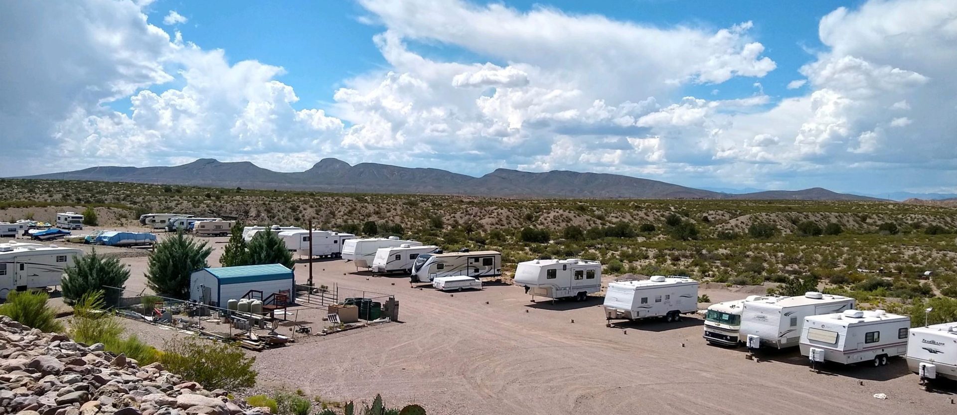 Cedar Cove RV Park - Elephant Butte, New Mexico - glamping.directory