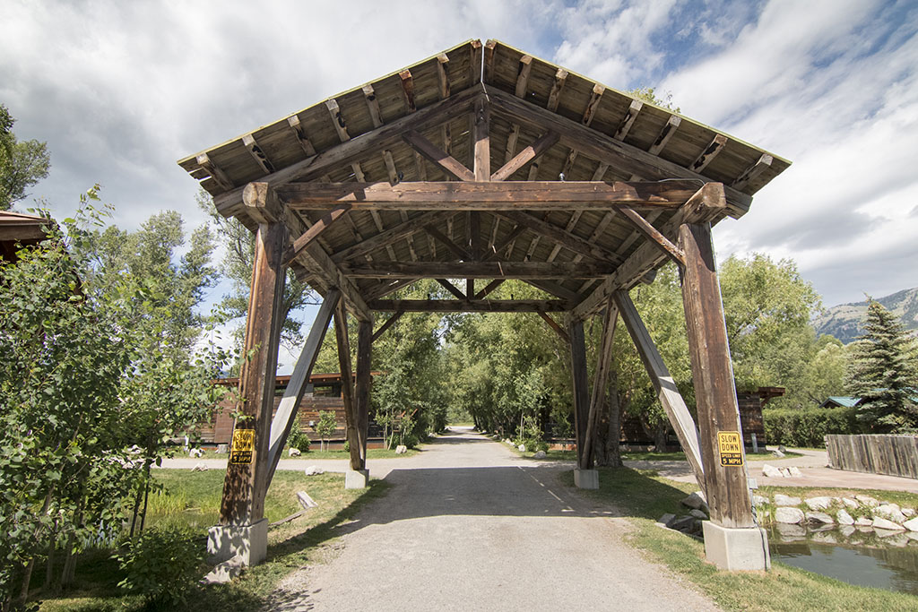 Fireside Resort - Jackson Hole Campground - Wilson, Wyoming - glamping.directory
