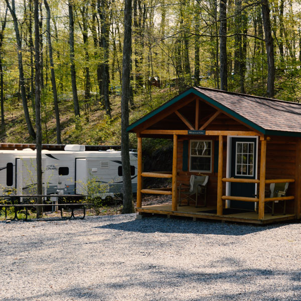 Saunderosa Park Inc - Mercersburg, Pennsylvania - glamping.directory