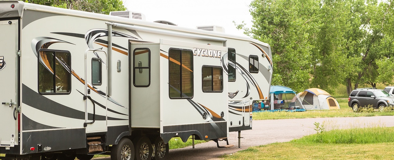 Highway 62 RV Park - Maquoketa, Iowa - glamping.directory