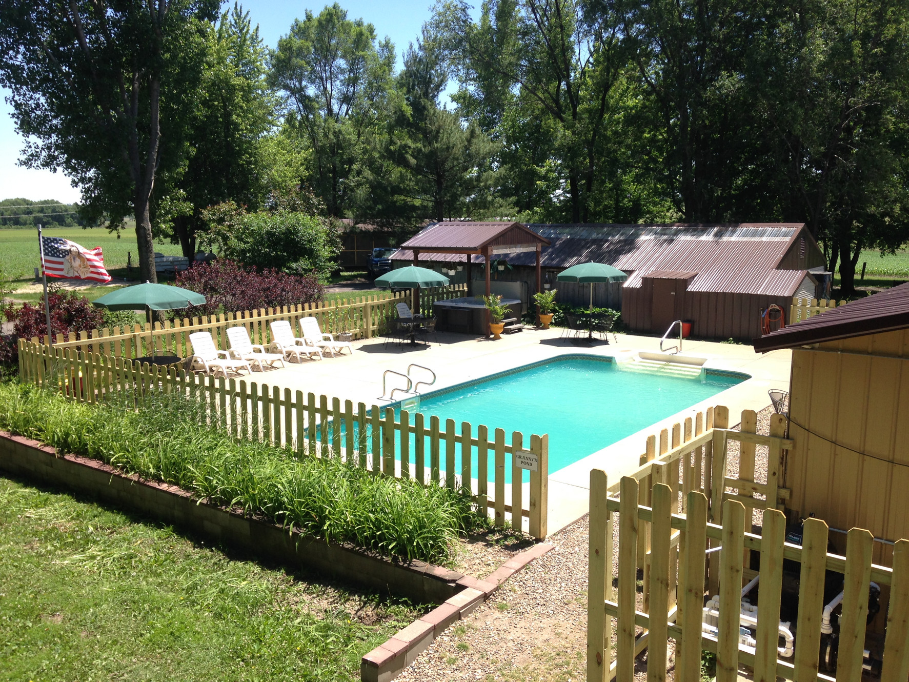 L.V. Campground L.L.C. - Coggon, Iowa - glamping.directory