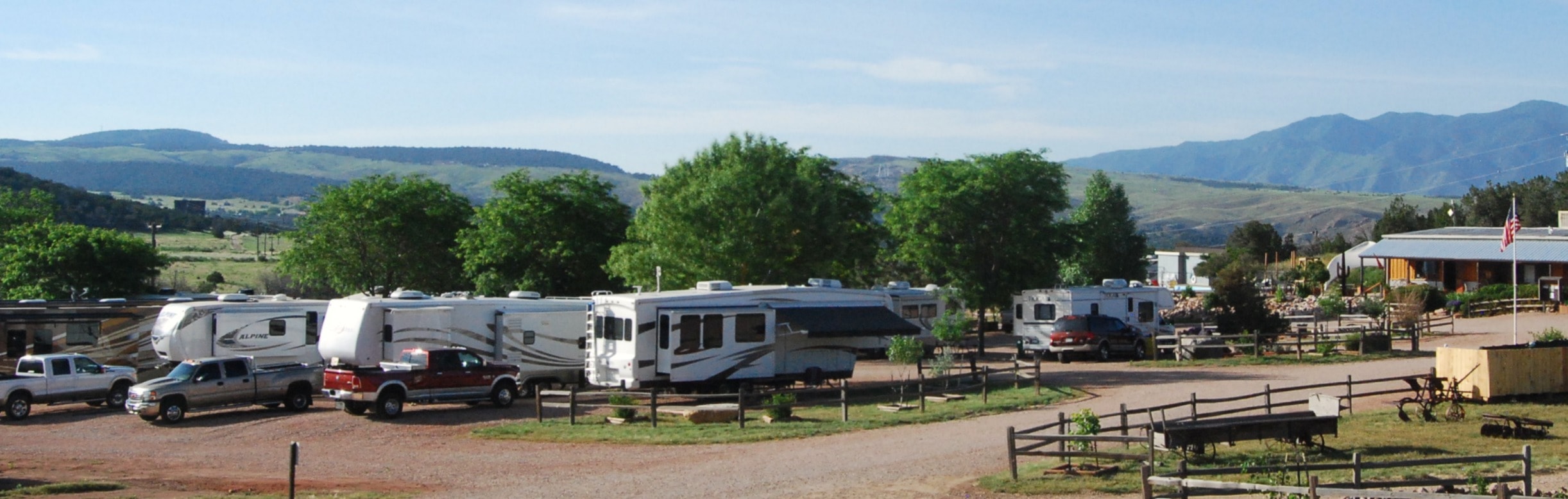 Royal View RV Park Resort - Cañon City, Colorado - glamping.directory