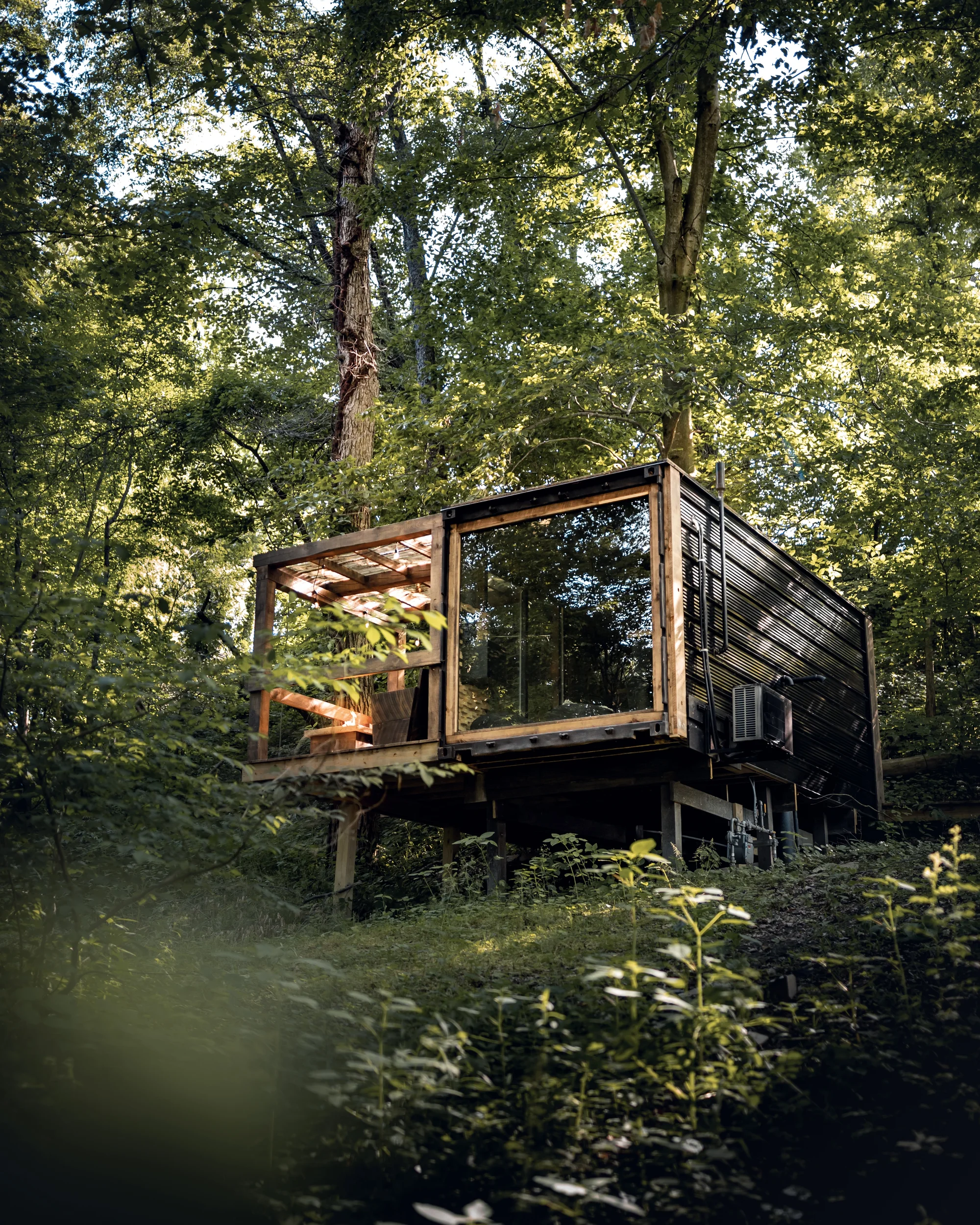 Treebox - Dundee, Ohio - glamping.directory