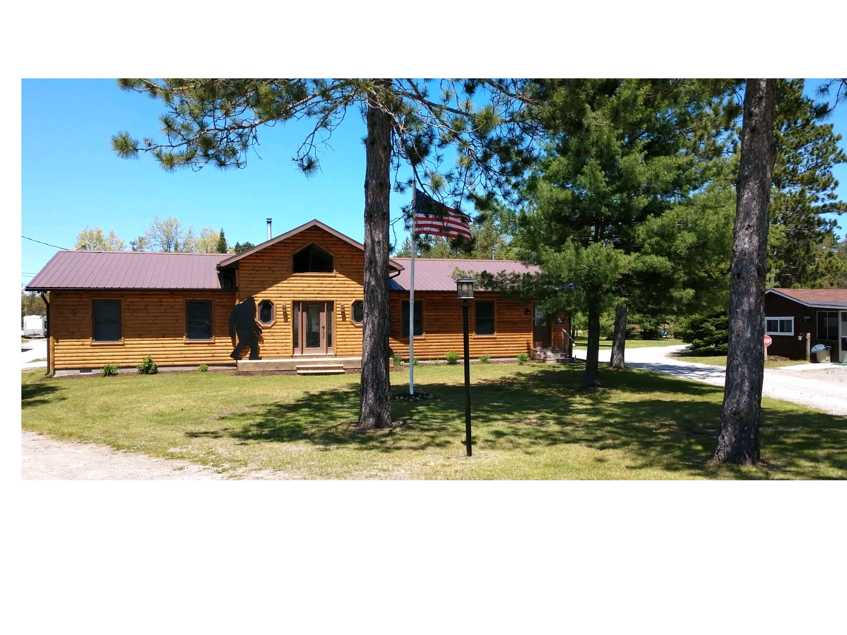Big Foot Lodge - Luzerne, Michigan - glamping.directory