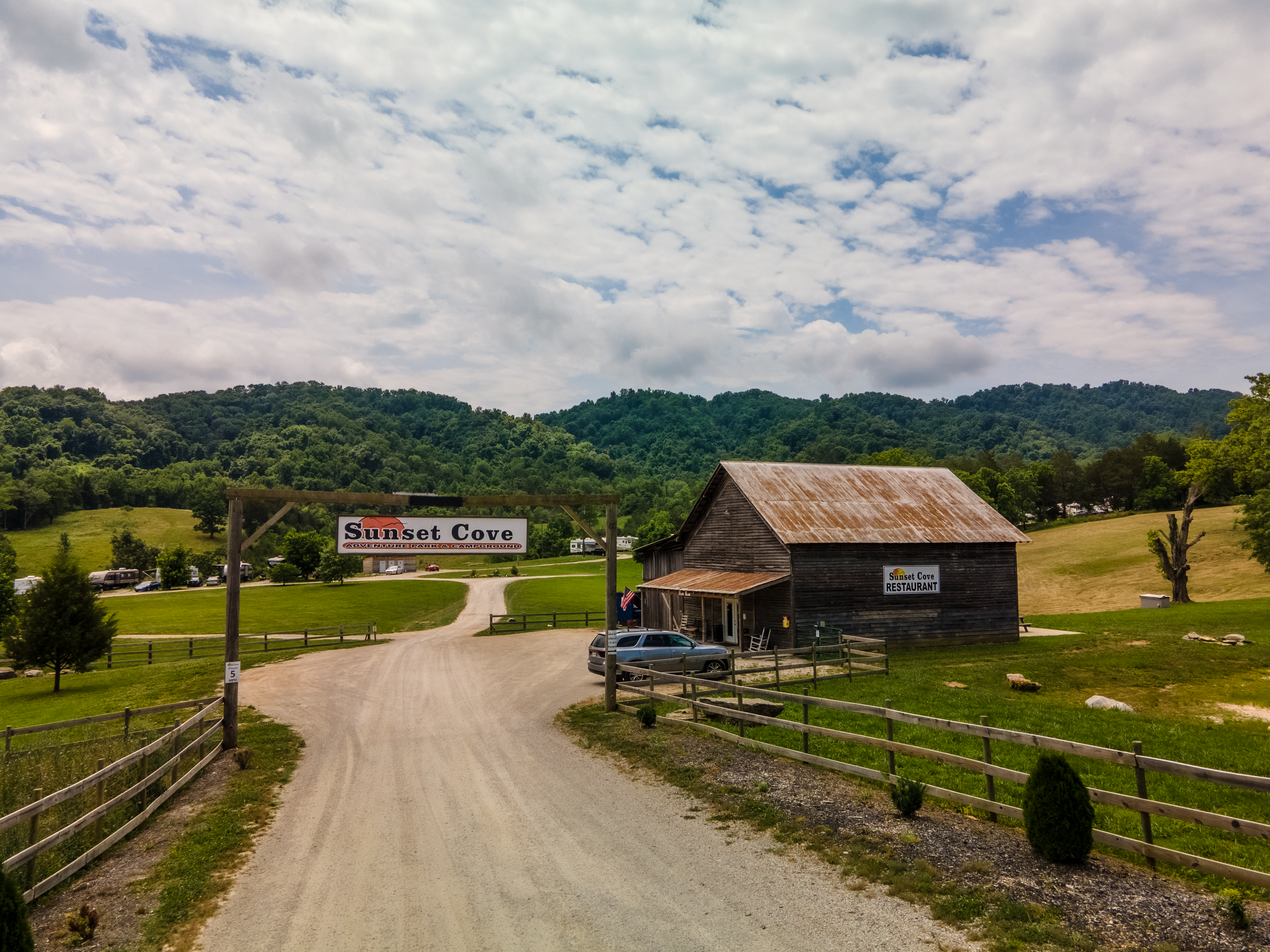 Sunset Cove RV Park and Campground - Maynardville, Tennessee - glamping.directory