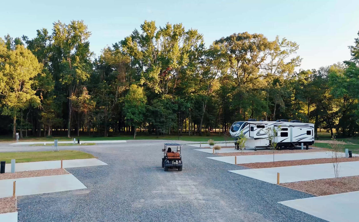 Beaverfork Lake RV Resort - Conway, Arkansas - glamping.directory