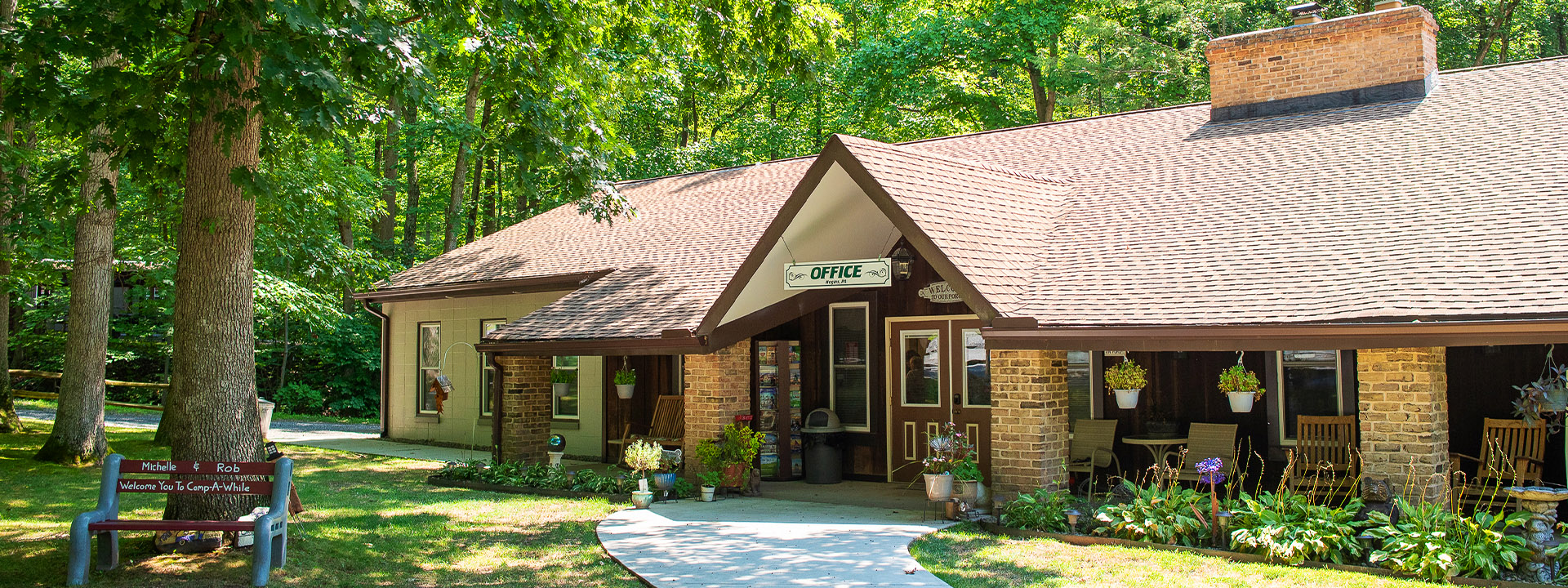 Camp-A-While - Hegins, Pennsylvania - glamping.directory