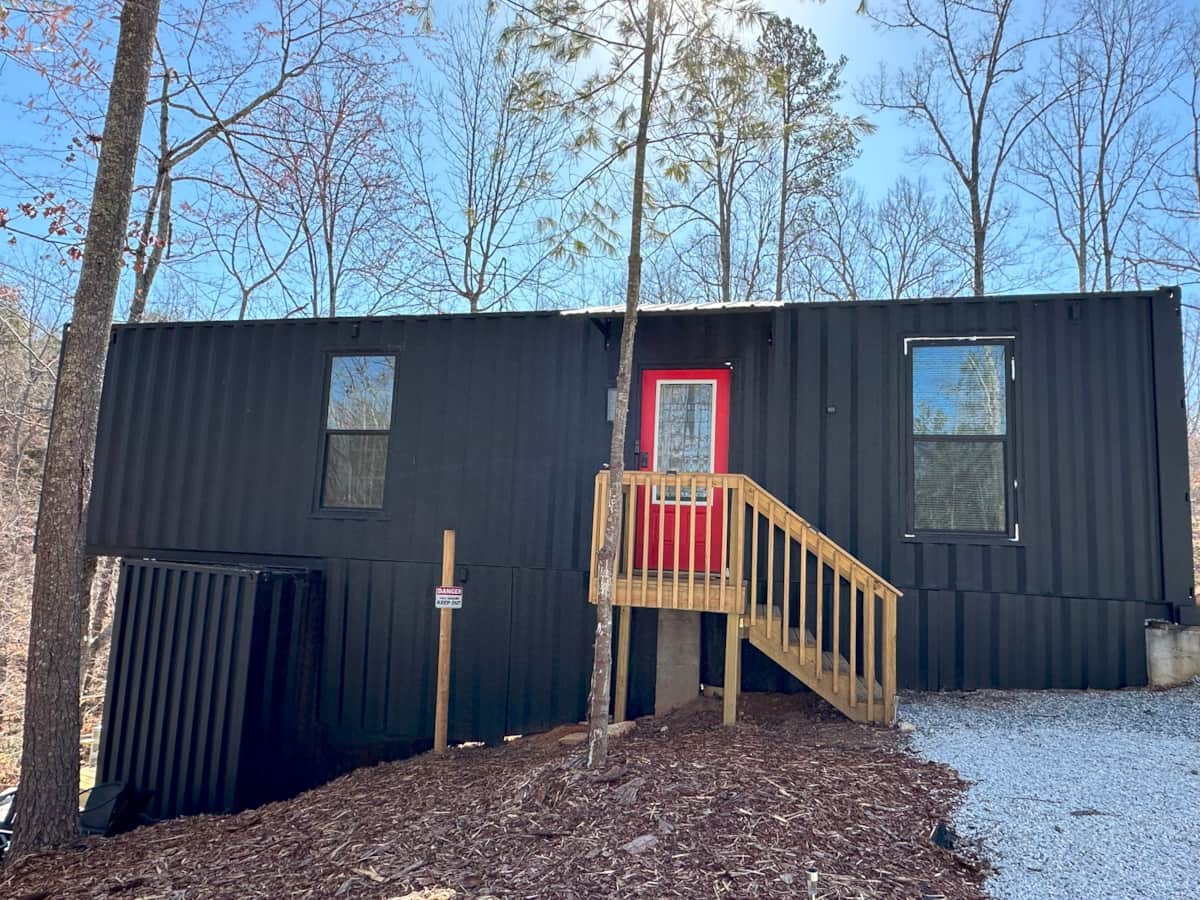 Eagle Container Cabin B – Walterfalls, Upstate SC - US, South Carolina - glamping.directory
