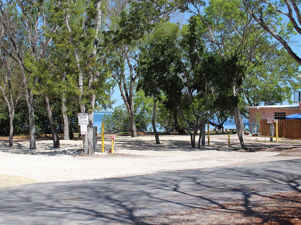 Kings Kamp RV Park, Marina, Hotel Rooms - Key Largo, Florida - glamping.directory