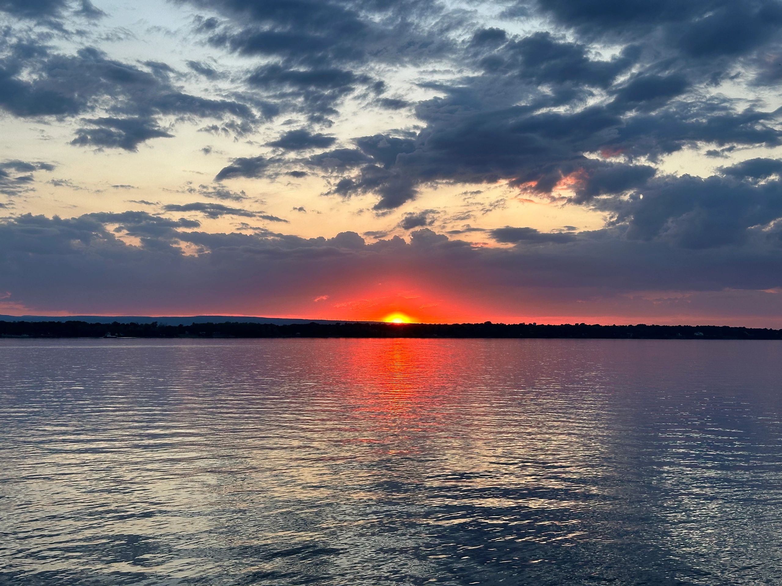 Champlain Resort - Grand Isle, Vermont - glamping.directory