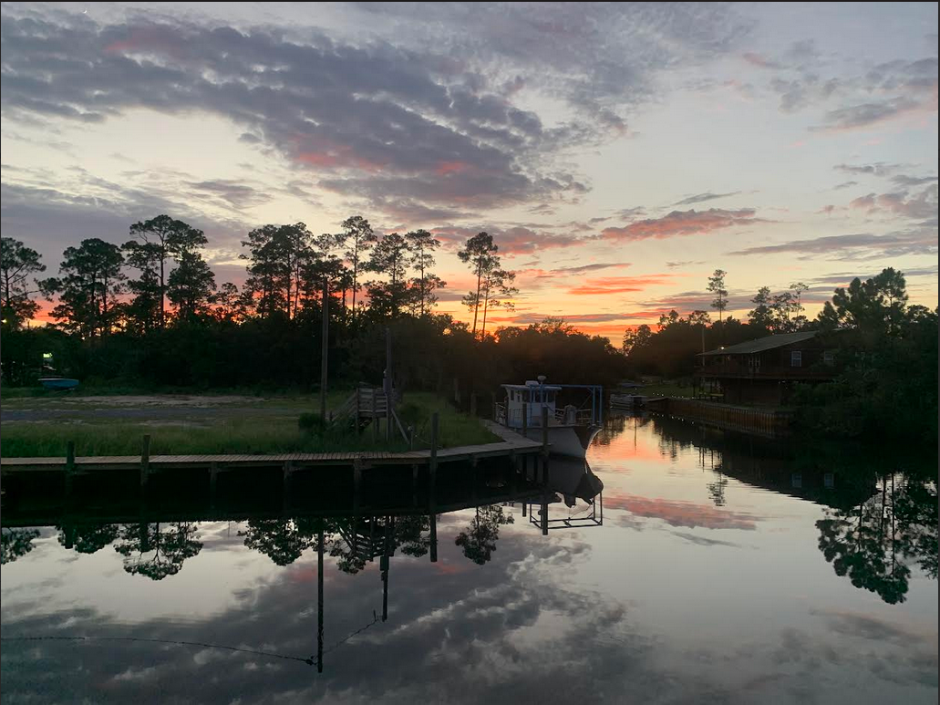 Cabins At Shore Line Park - Bay St Louis, Mississippi - glamping.directory