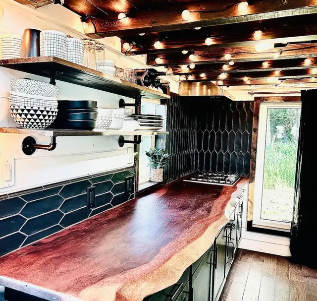 Green Hills Tiny Houses - Ponca, Nebraska - glamping.directory
