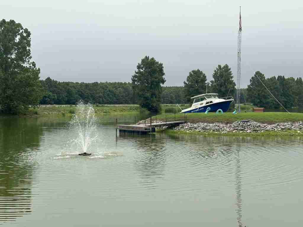 Cypress Lake RV Park - Calvert City, Kentucky - glamping.directory