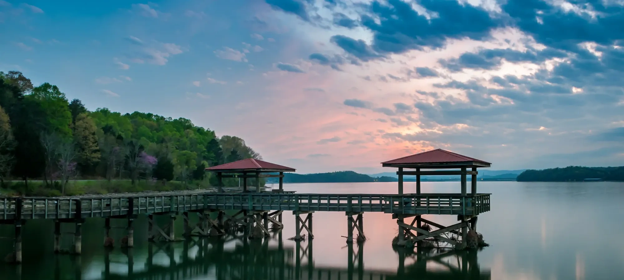 Group Lodge - Chattanooga, Tennessee - glamping.directory