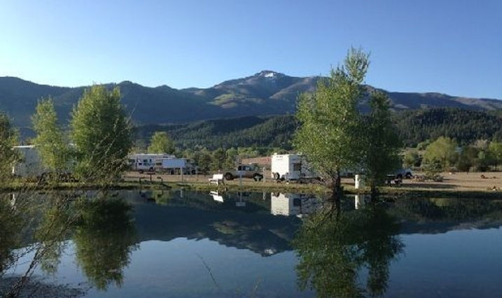 Sierra Hermosa RV Park - Questa, New Mexico - glamping.directory