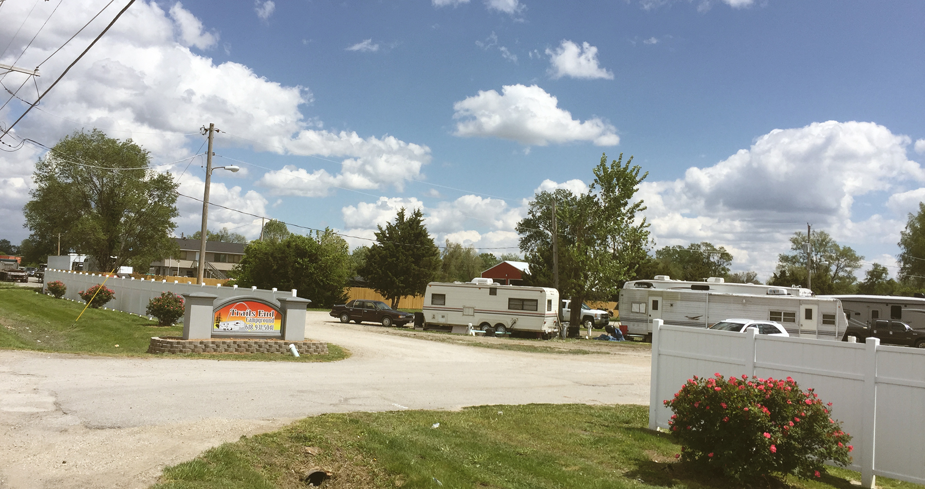 Trails End RV Campground - Granite City, Illinois - glamping.directory