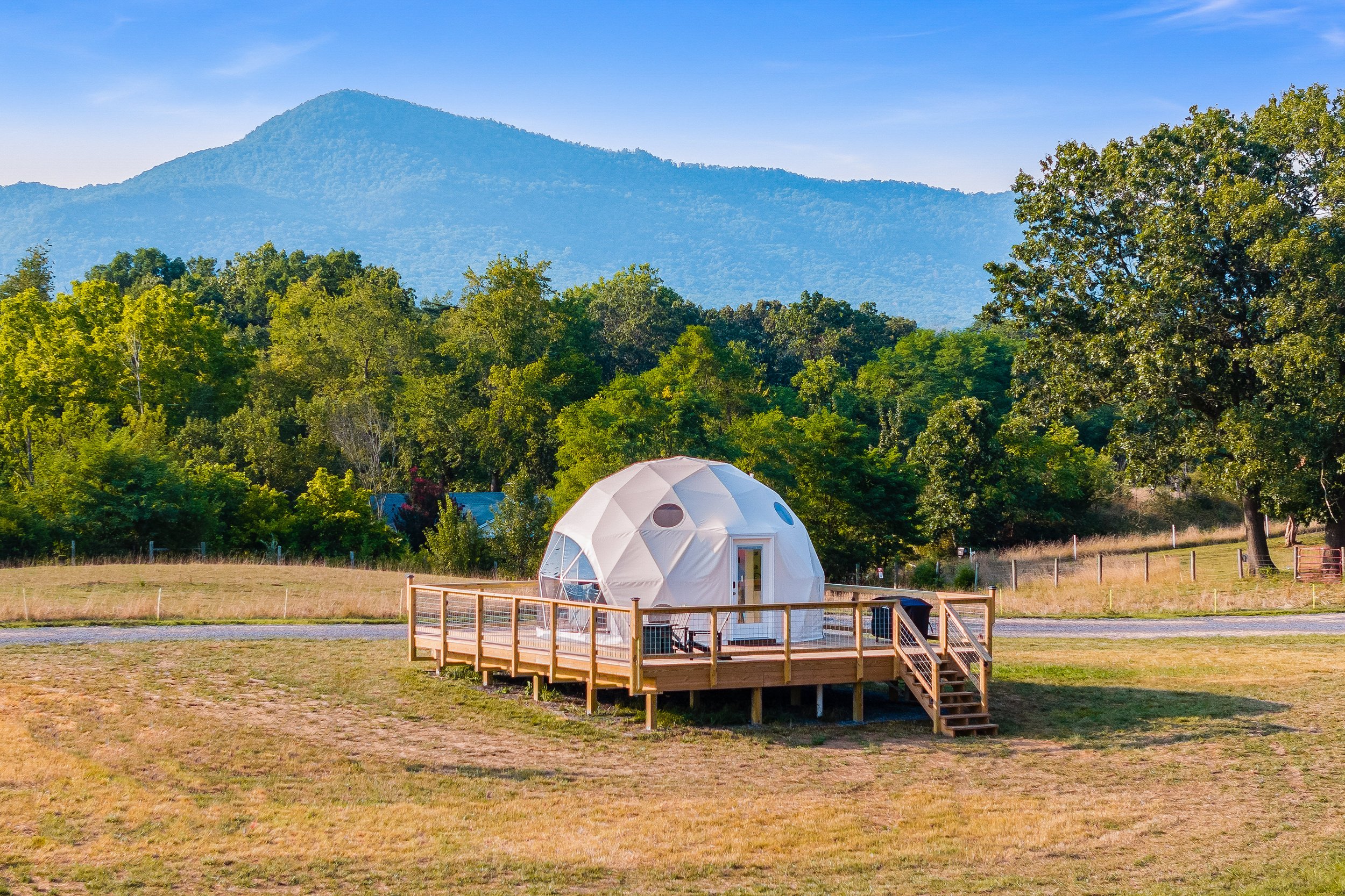 Faraway Camp - Luray, Virginia - glamping.directory