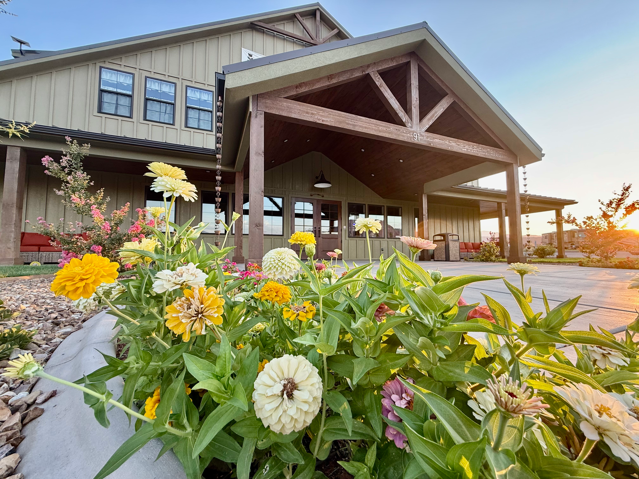 Hidden Springs RV Resort - Ivins, Utah - glamping.directory