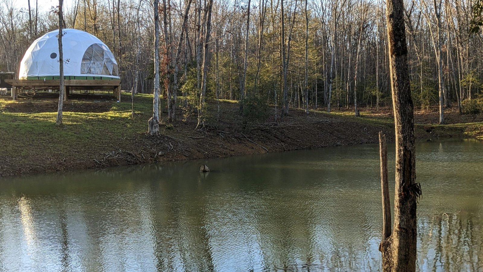The Getaway on Ranger Creek - Coalmont, Tennessee - glamping.directory